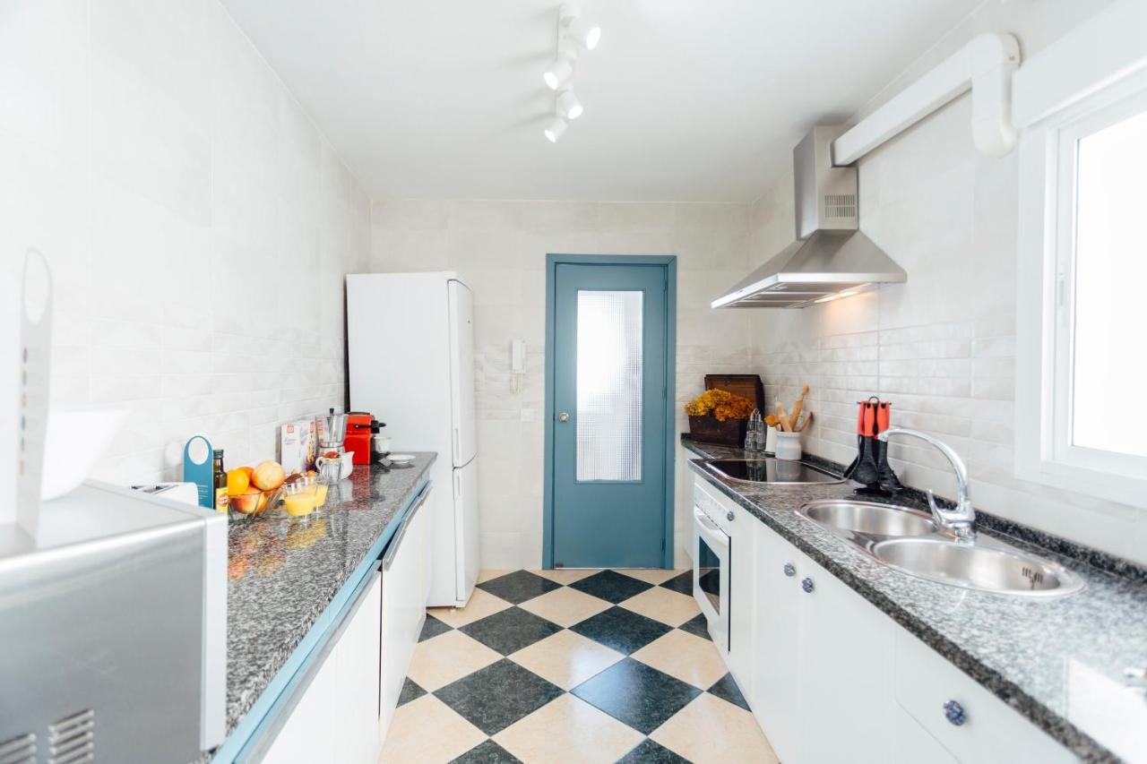Stunning And Colorful- 4Bd 2Bth- Santa Cruz Apartment Seville Ngoại thất bức ảnh