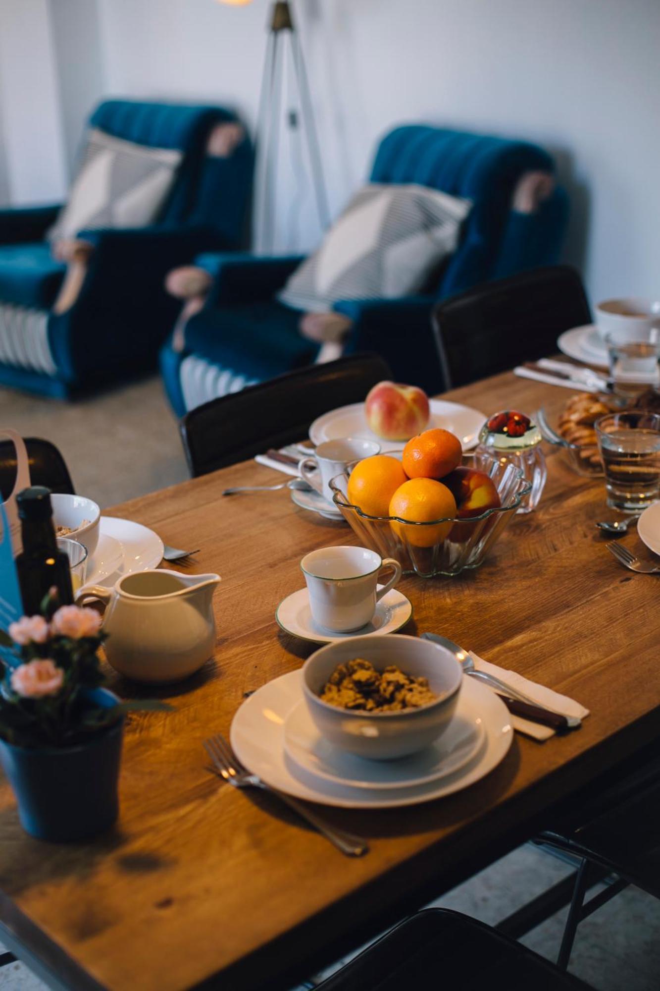 Stunning And Colorful- 4Bd 2Bth- Santa Cruz Apartment Seville Ngoại thất bức ảnh
