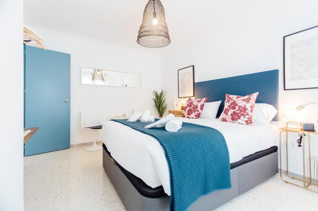 Stunning And Colorful- 4Bd 2Bth- Santa Cruz Apartment Seville Ngoại thất bức ảnh